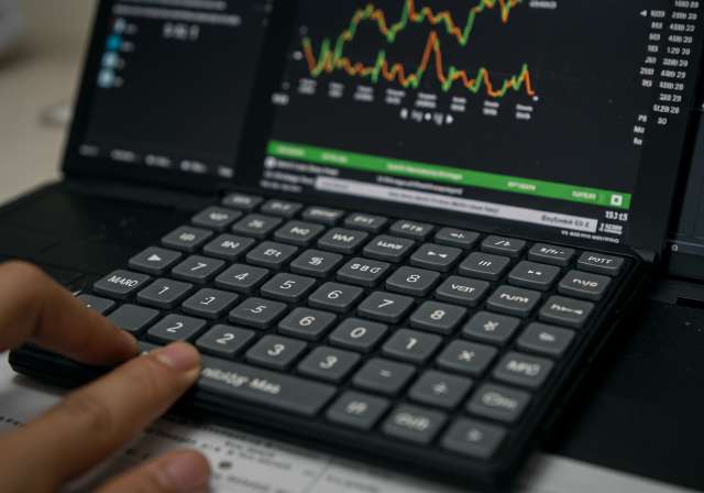 SBI Fixed Maturity Plans: Secure Your Savings, Simplify Returns 2 Understand Indian Stock Calculator Broke img1 2